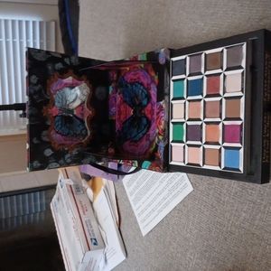 COPY - Urban decay eyeshadow palette